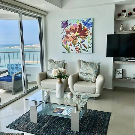 Apartamento Apto 1803 Frente Al Mar- Edificio Palmetto, Piso 18 *